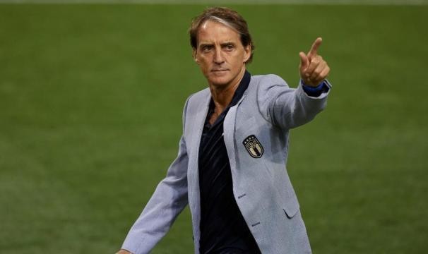 开云官方直播-曼奇尼：为缺席球员感到难过 对比赛我非常有信心