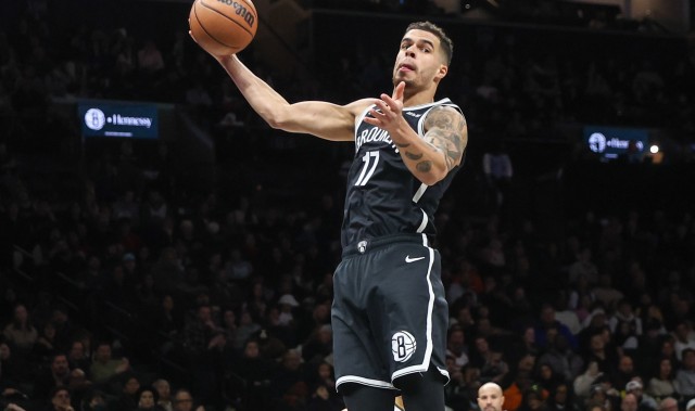 开云官方直播-小迈克尔·波特右膝盖酸痛 但明日对阵快船大概率还是会出战