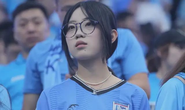 开云官方直播-中超16强巡礼·大连英博：金牌球市，足球城的传承