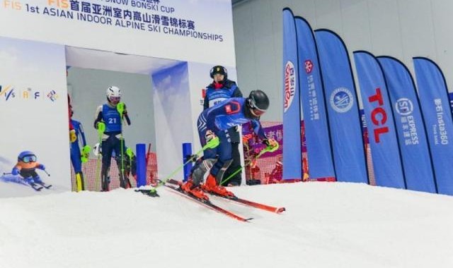 开云平台-30℃的冰雪对决：深圳何以拿下国际滑雪赛事首单？