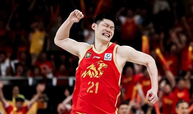 kaiyun sports-半场49-49！胡金秋爆发独砍22分，广厦领先两位数被抹平，想赢难
