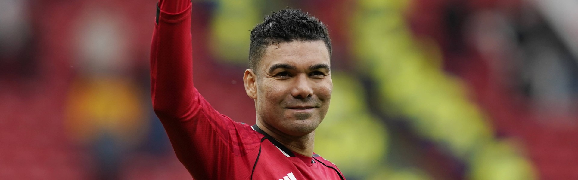 开云官方直播-卡塞米罗：防守型中场是场上最重要的位置 我会永远关注曼联